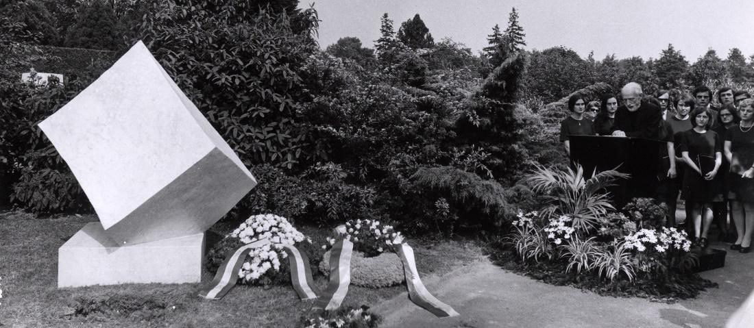 Ehrengrab Arnold Schönberg. Zentralfriedhof Wien, Gruppe 32C, Grab 21A; Rudolf Kolisch, Arnold Schoenberg Chor, 5. Juni 1974